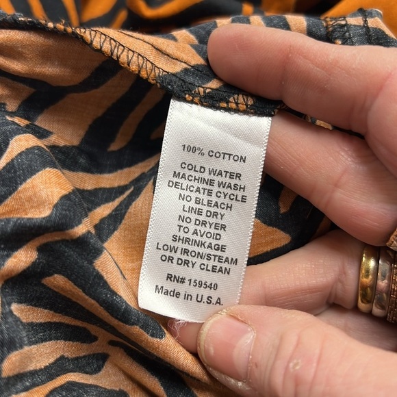 Lisa Bayne Rust and Black Geometric Print Pull On Wide Leg LagenLook Pant Small - Picture 6 of 6